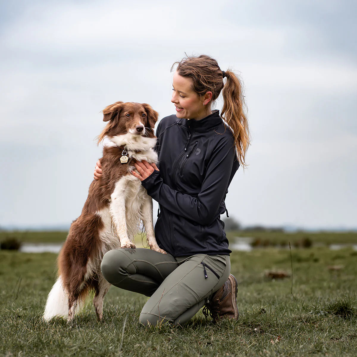 DogCoach FeelFree Dog Walker Tights | Beetle | Dakota