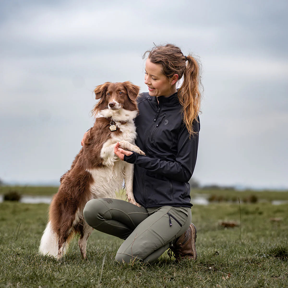 DogCoach FeelFree Dog Walker Tights | Beetle | Dakota