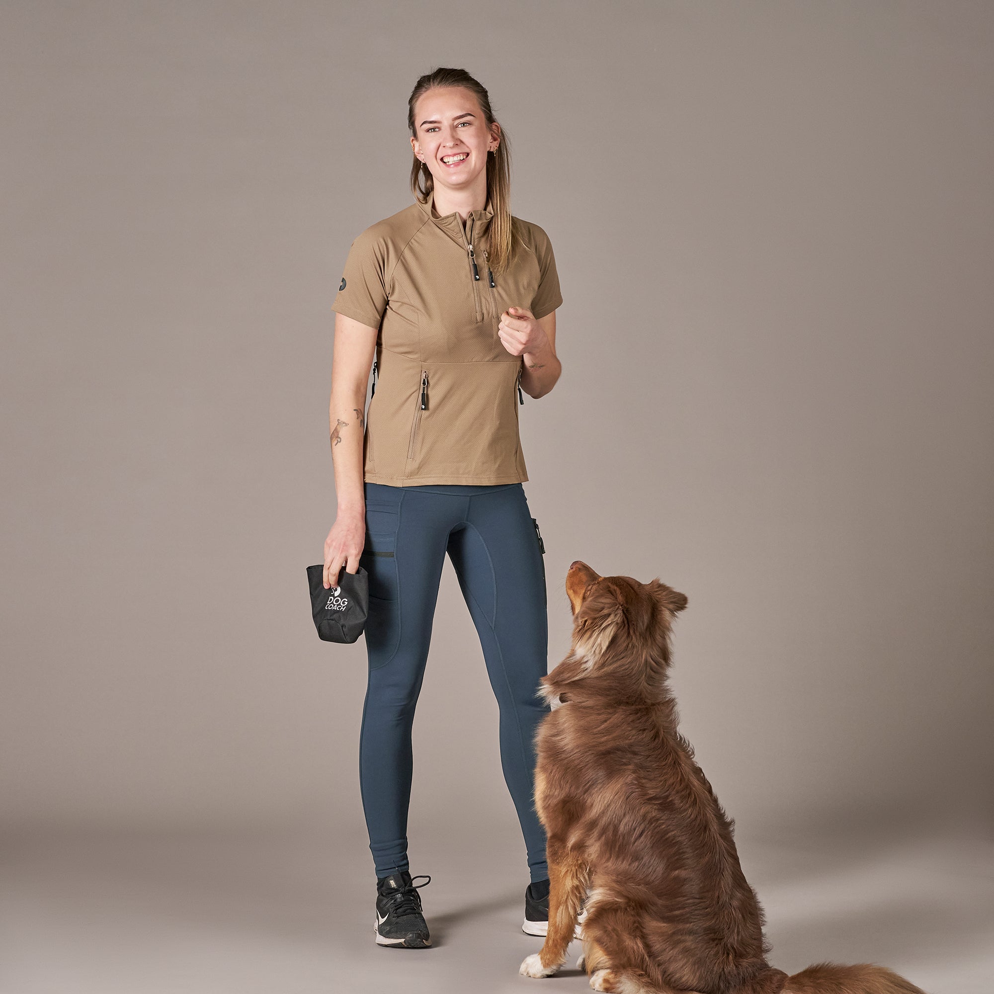 DogCoach FeelFree Dog Walker Zip T-Shirt MOCCA